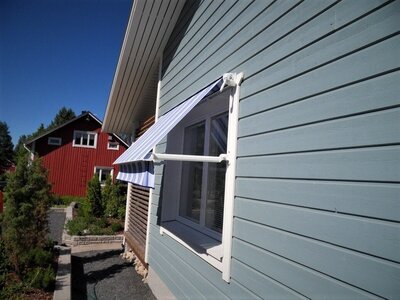 <b>ikkunamarkiisi_03</b>